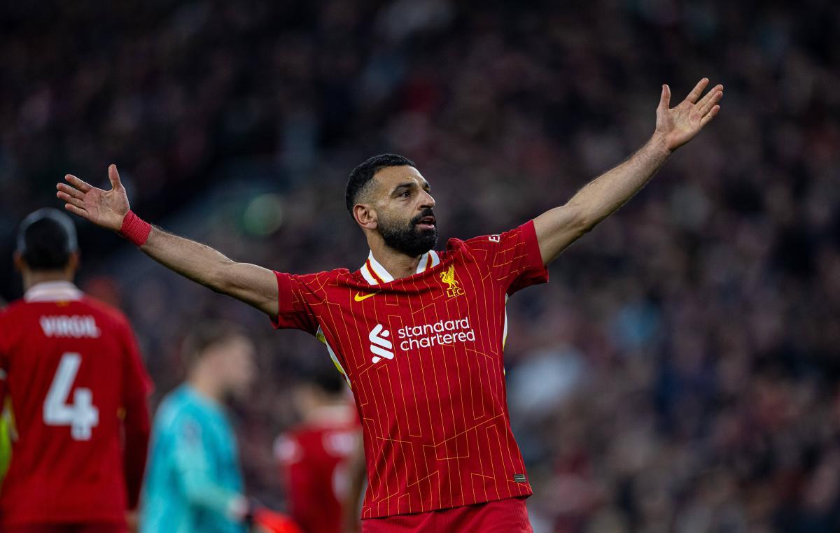 قبل مباراة باير ليفركوزن.. أول تعليق من مدرب ليفربول بشأن منشور محمد صلاح عن رحيله نهاية الموسم